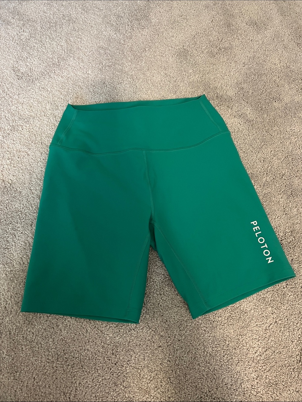 Peloton Women's Green High-Rise Bike Shorts